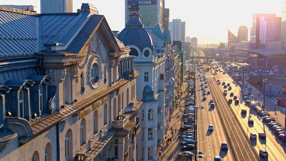 Polonia Palace Hotel — Hotel building in Warsaw, Masovian