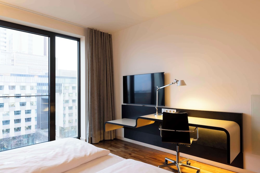 Scandic Berlin Potsdamer Platz — Hotel rooms in Berlin, Berlin