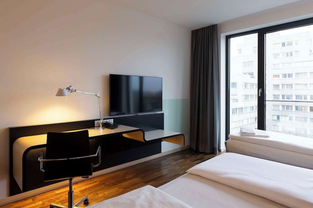 Scandic Berlin Potsdamer Platz — Hotel rooms in Berlin, Berlin