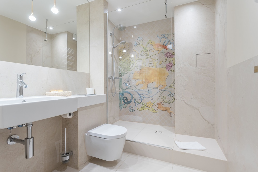 Hotel Ester — Hotel rooms in Krakow, Lesser Poland