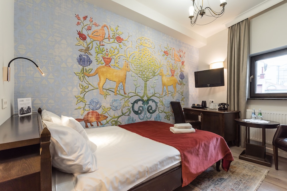 Hotel Ester — Hotel rooms in Krakow, Lesser Poland