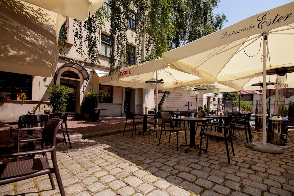Hotel Ester — Restaurant & bars in Krakow, Lesser Poland