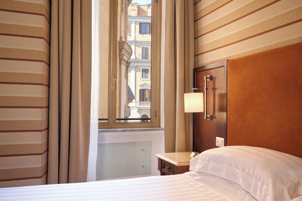 Mascagni Hotel — Hotel rooms in Rome, Lazio