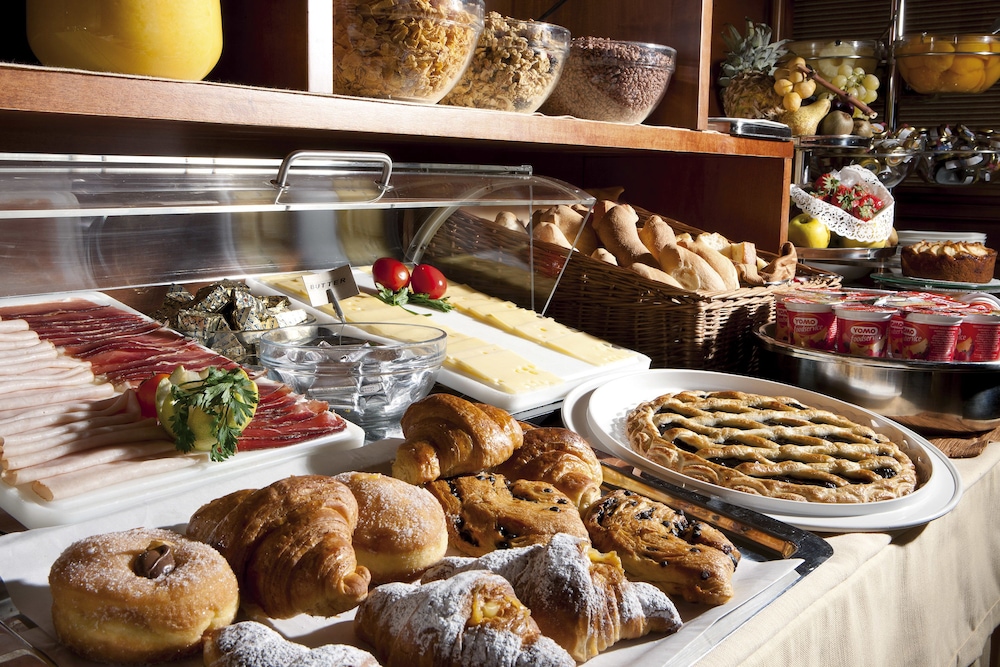 Mascagni Hotel — Restaurant & bars in Rome, Lazio