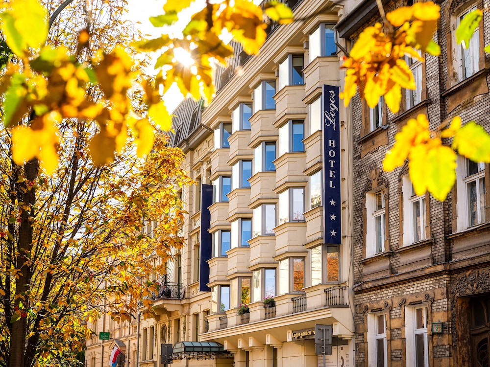 Hotel Logos — Hotel building in Krakow, Lesser Poland