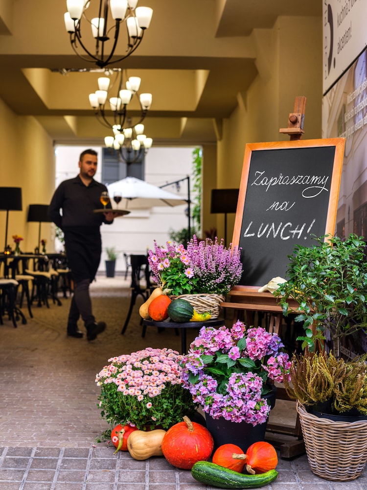 Hotel Logos — Restaurant & bars in Krakow, Lesser Poland