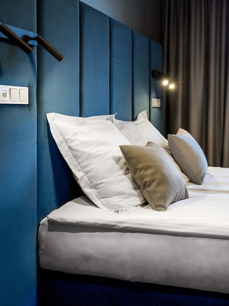 Hotel Logos — Hotel rooms in Krakow, Lesser Poland