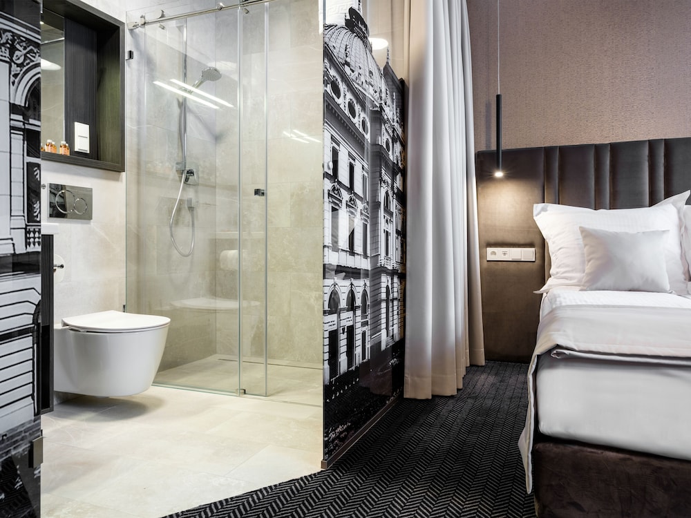 Hotel Logos — Hotel rooms in Krakow, Lesser Poland