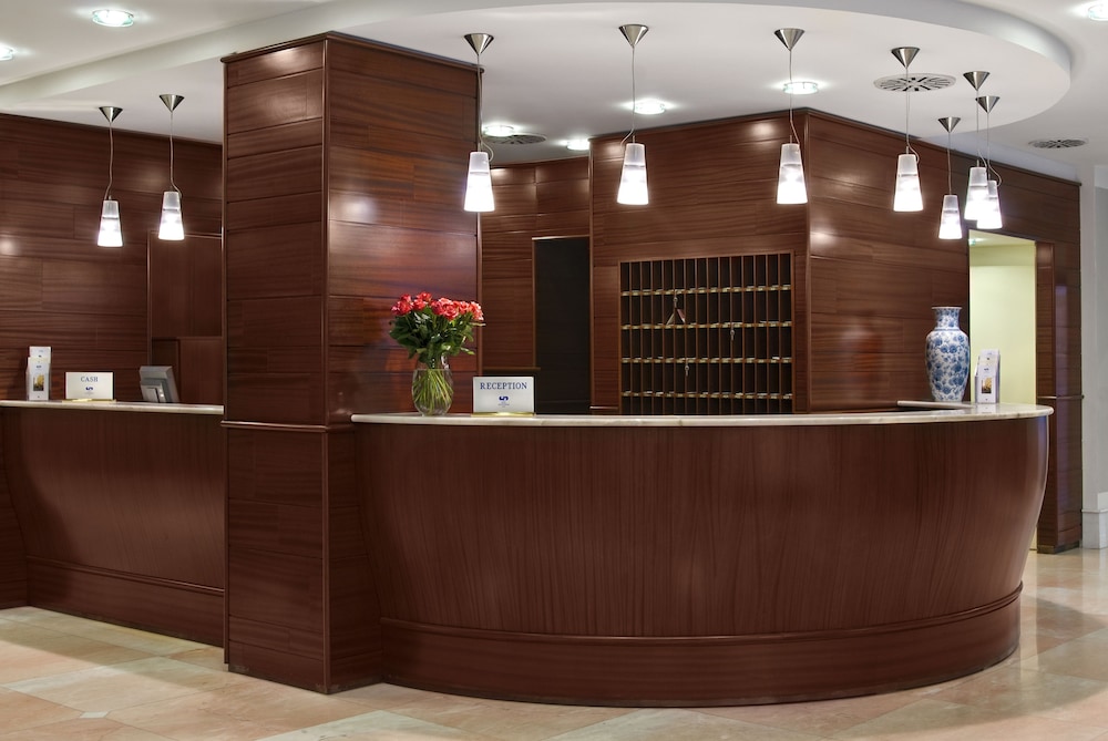 Hotel Delle Nazioni — Hotel building in Rome, Lazio