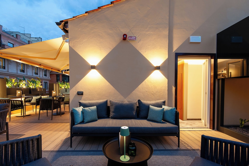 Hotel Delle Nazioni — Restaurant & bars in Rome, Lazio