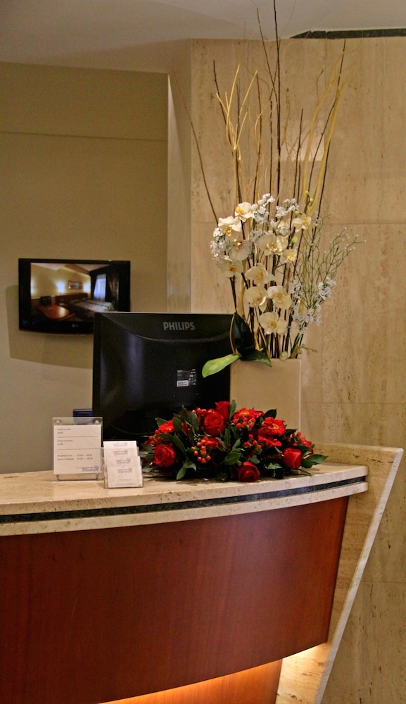 Hotel Windrose — Hotel building in Rome, Lazio