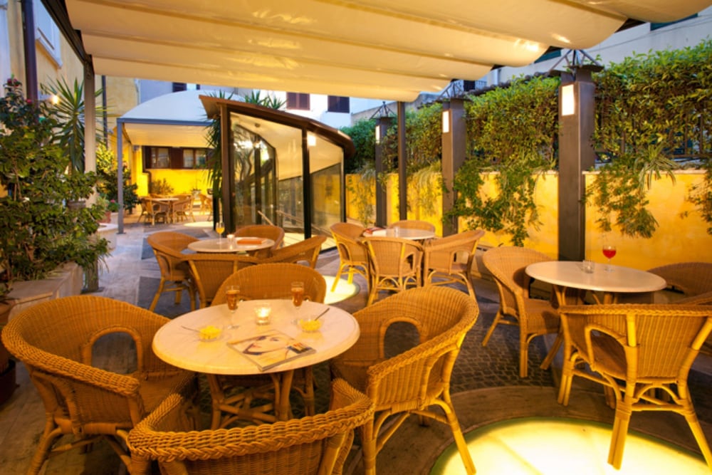 Hotel Windrose — Restaurant & bars in Rome, Lazio