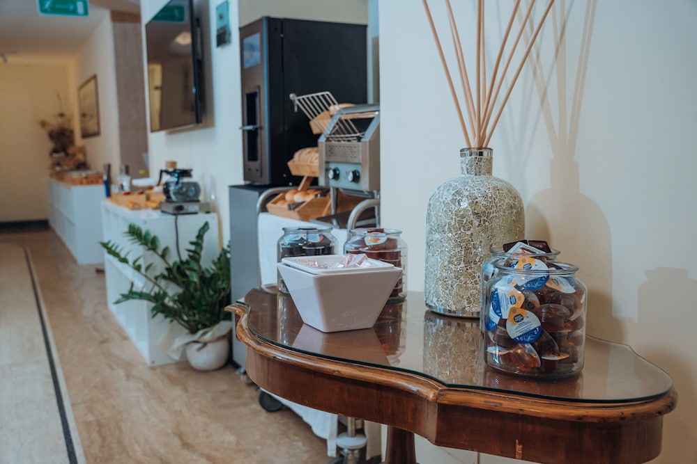 Hotel Windrose — Restaurant & bars in Rome, Lazio