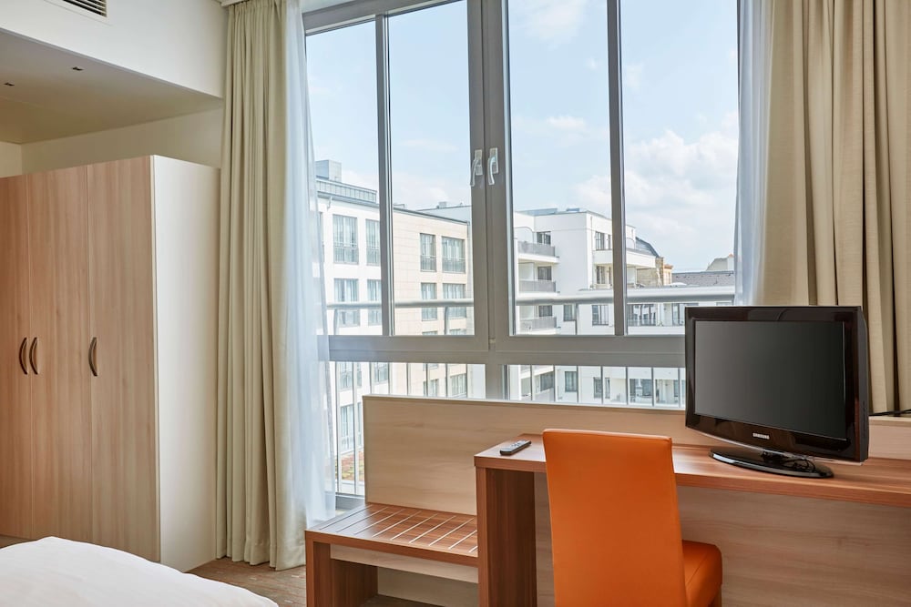 H+ Hotel Berlin Mitte - zdjęcie 4