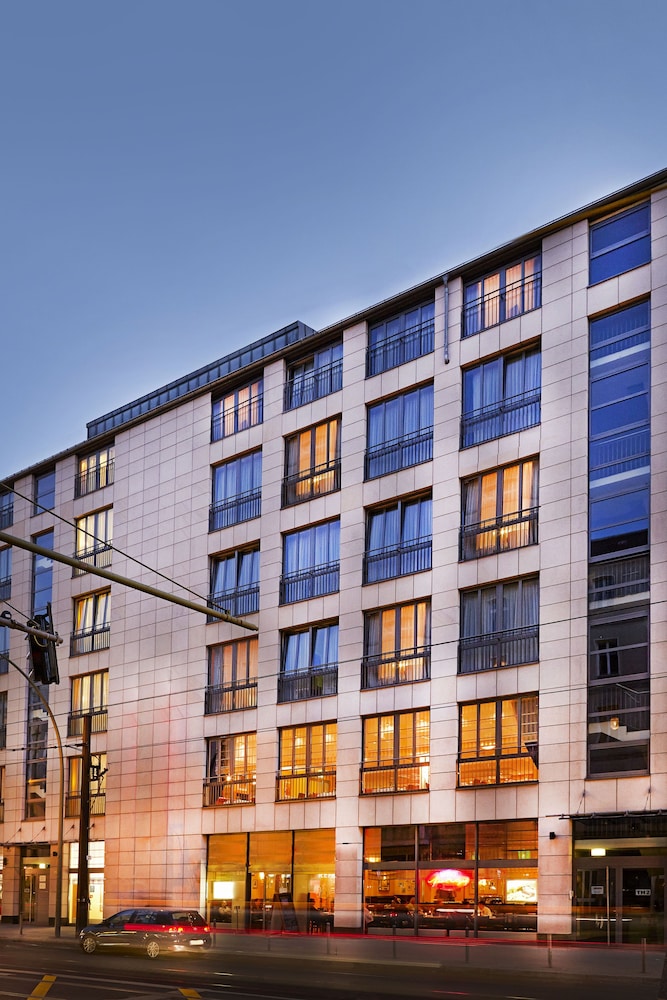 H+ Hotel Berlin Mitte - zdjęcie 3