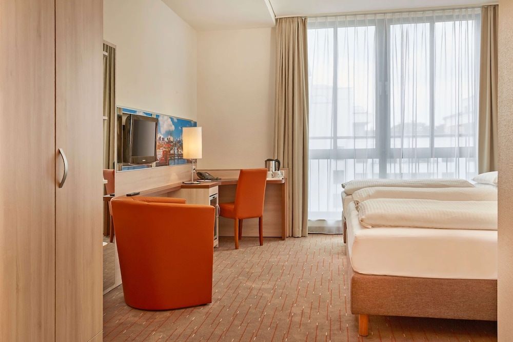 H+ Hotel Berlin Mitte - zdjęcie 5