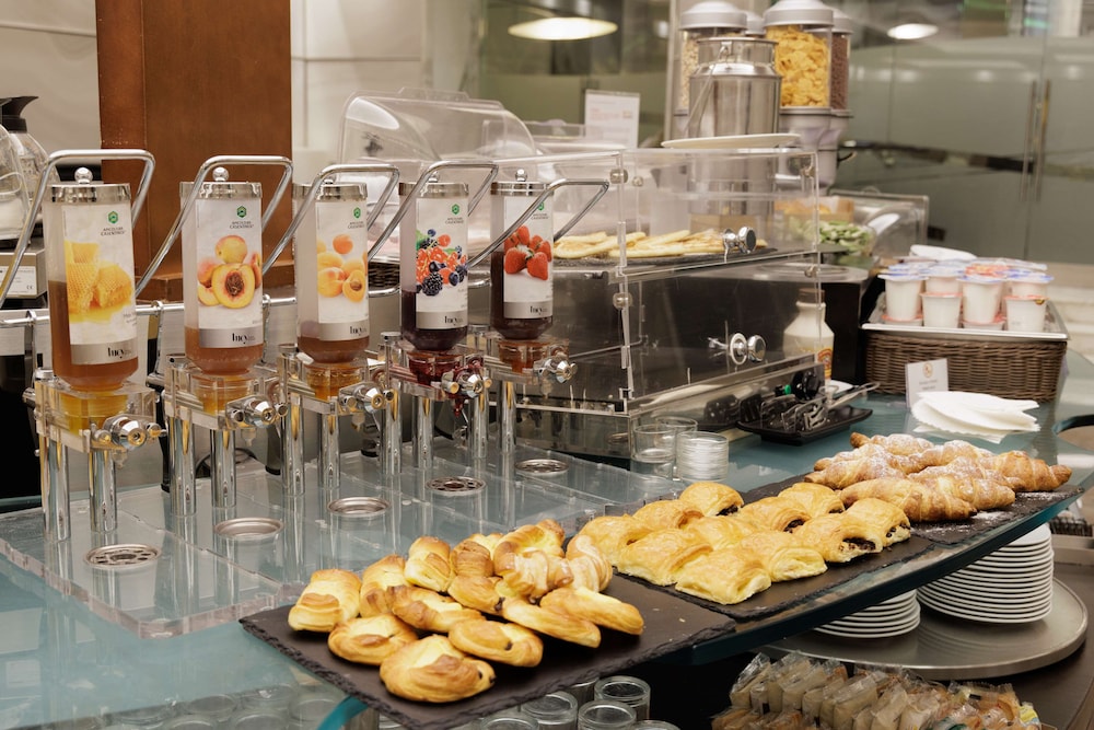 Best Western Plus Hotel Universo — Restaurant & bars in Rome, Lazio