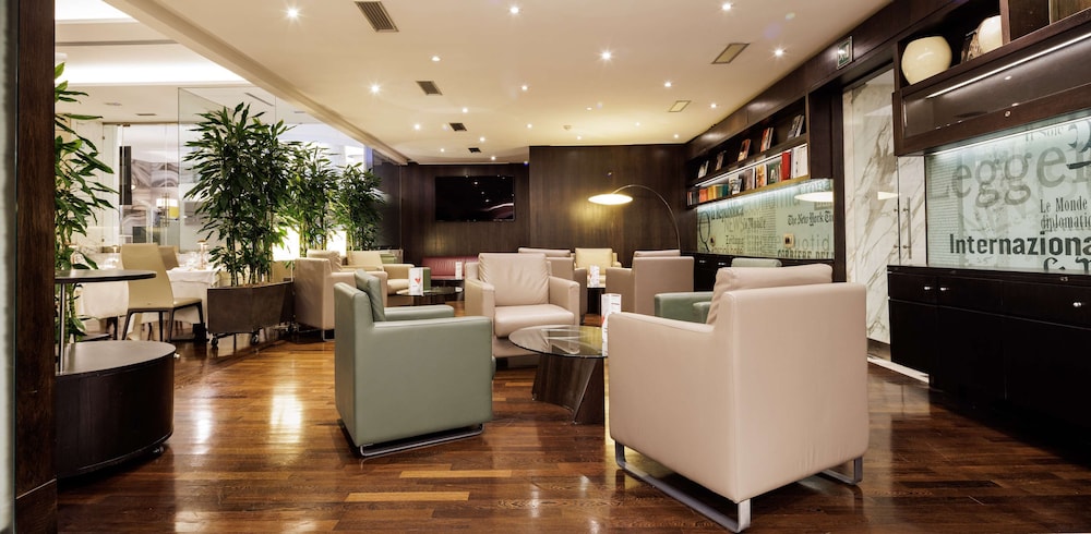 Best Western Plus Hotel Universo — Restaurant & bars in Rome, Lazio