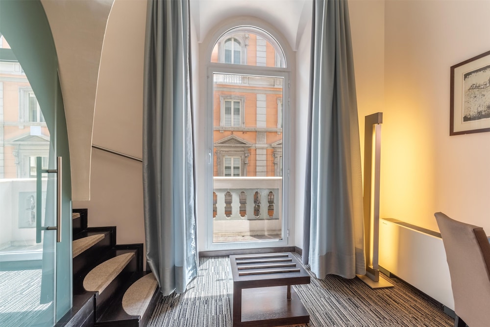 Best Western Plus Hotel Universo — Hotel rooms in Rome, Lazio