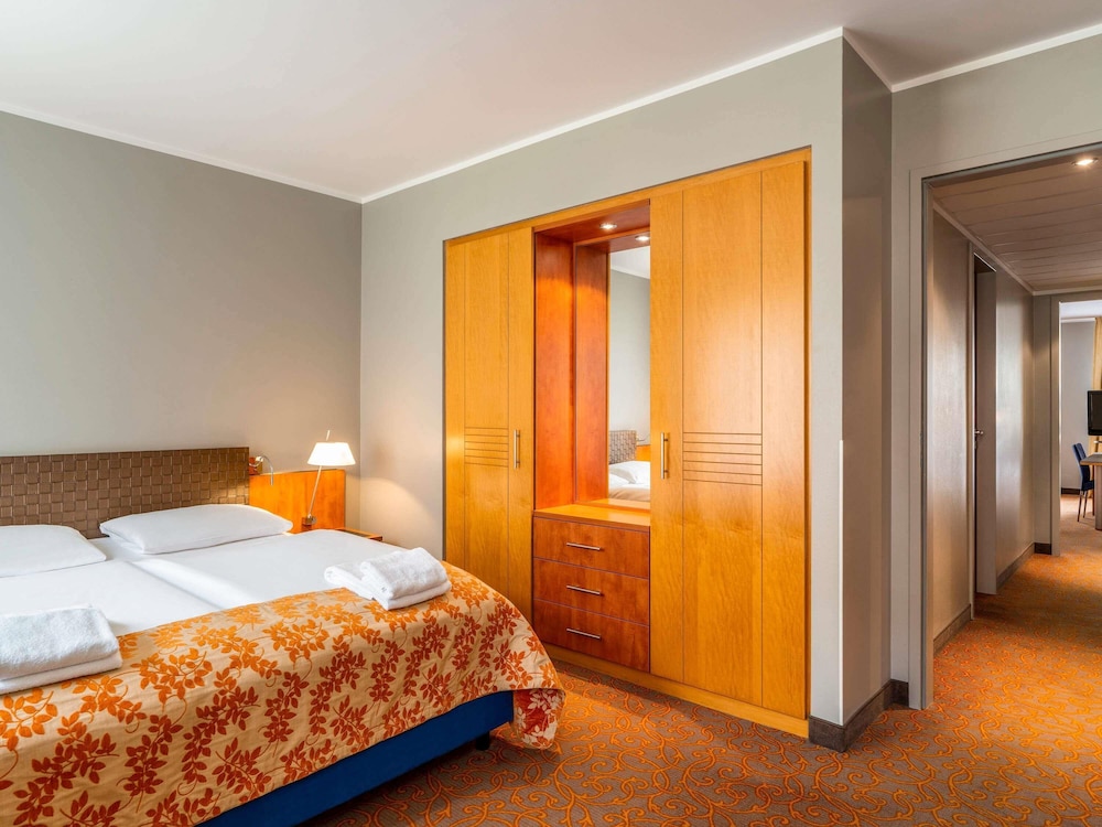 Mercure Hotel & Residenz Checkpoint Charlie — Hotel rooms in Berlin, Berlin