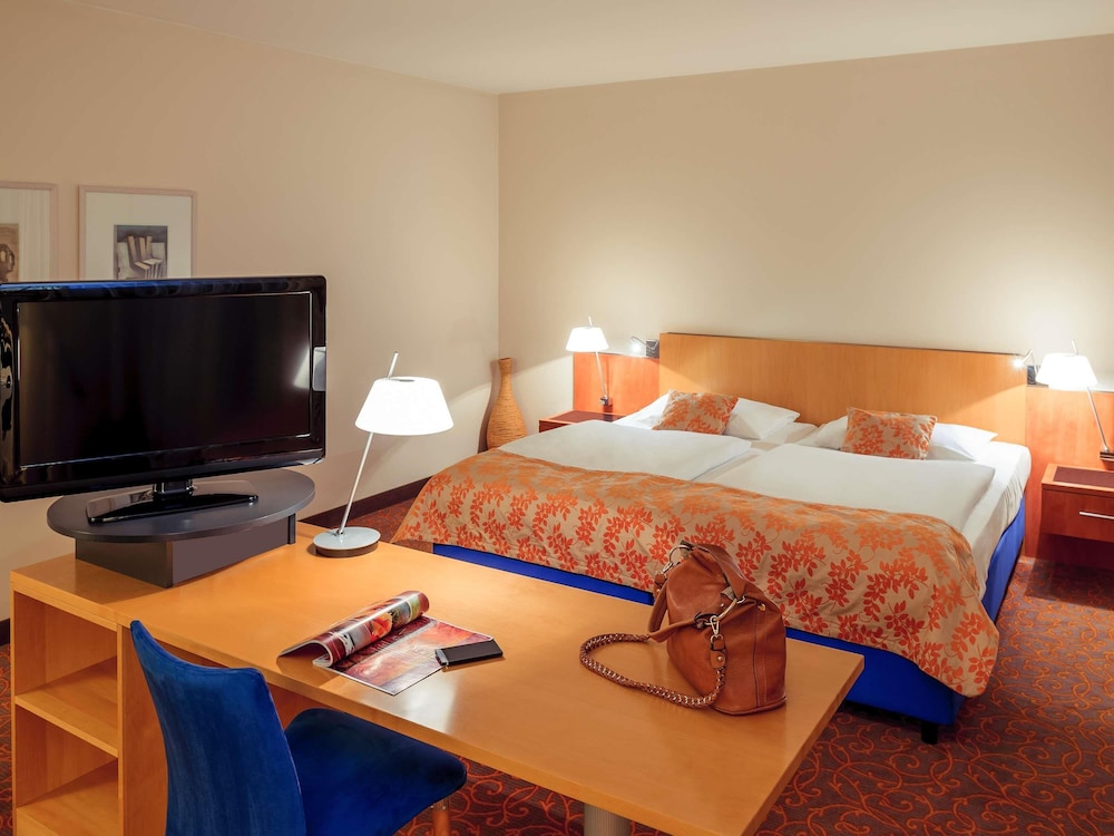 Mercure Hotel & Residenz Checkpoint Charlie — Hotel rooms in Berlin, Berlin