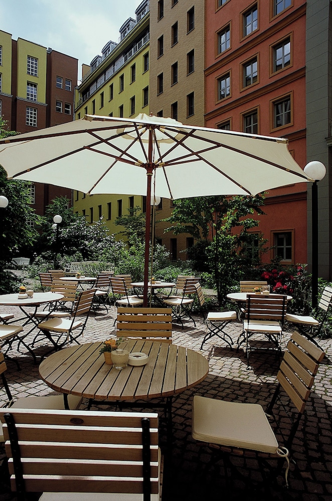 Mercure Hotel & Residenz Checkpoint Charlie - zdjęcie 3