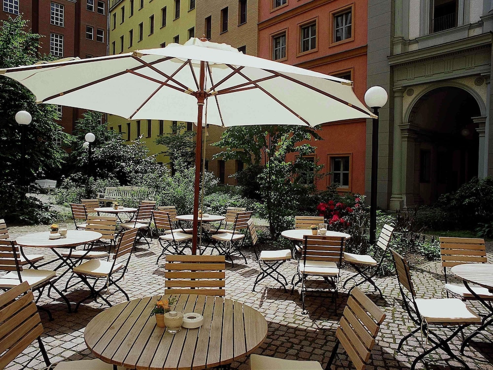Mercure Hotel & Residenz Checkpoint Charlie — Restaurant & bars in Berlin, Berlin