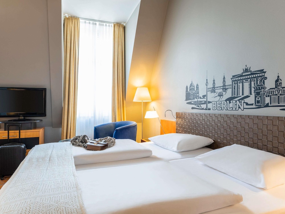 Mercure Hotel & Residenz Checkpoint Charlie — Hotel rooms in Berlin, Berlin