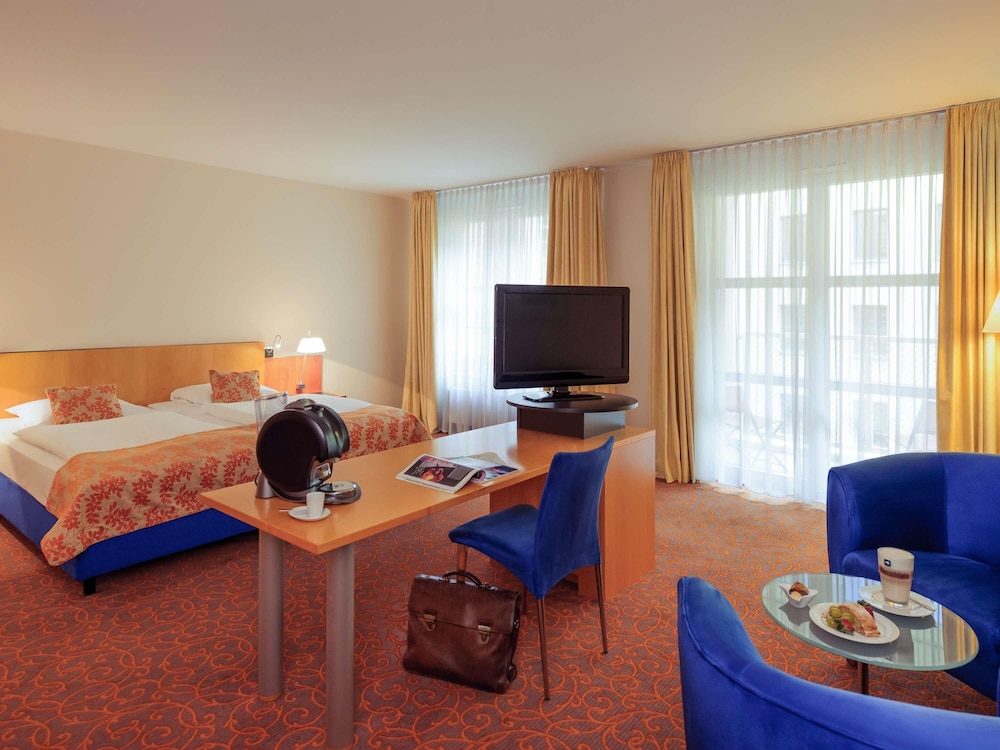 Mercure Hotel & Residenz Checkpoint Charlie — Hotel rooms in Berlin, Berlin