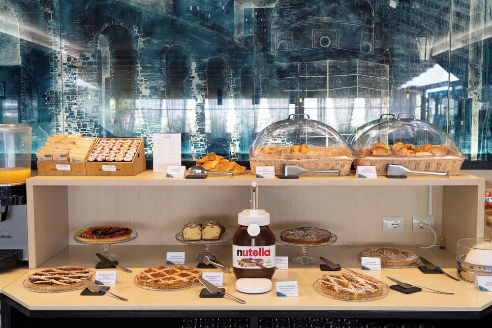 Warmthotel — Restaurant & bars in Rome, Lazio