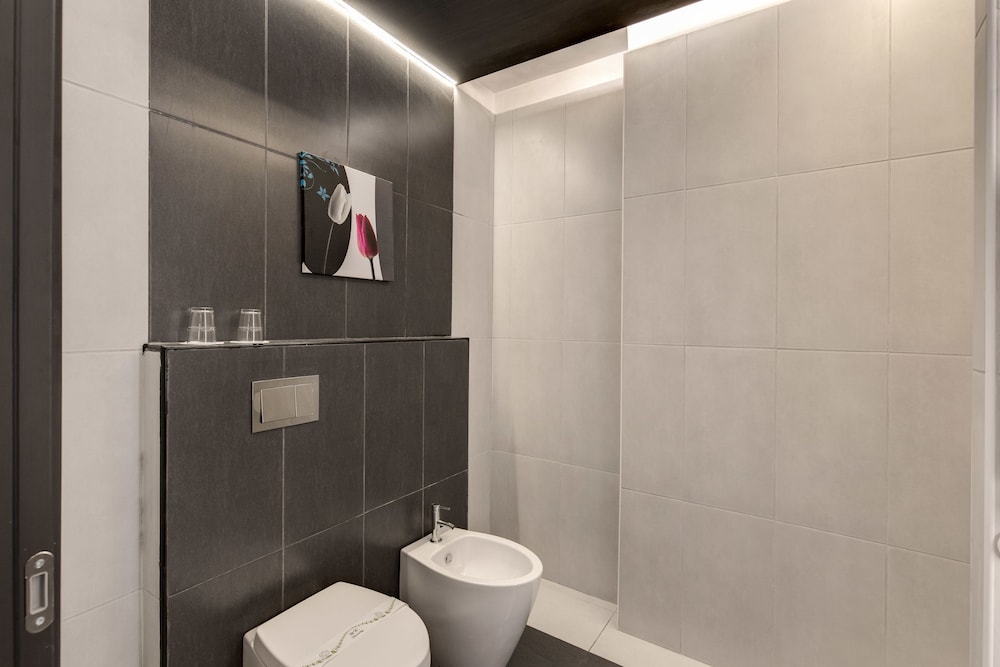 Warmthotel — Hotel rooms in Rome, Lazio