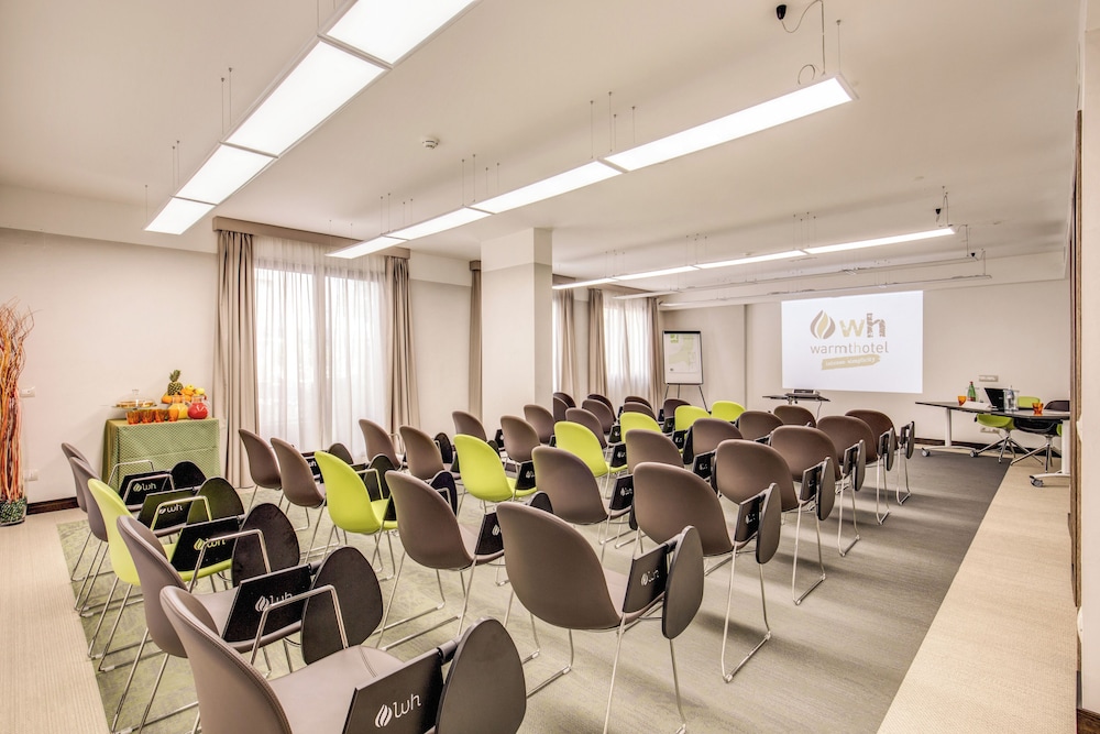 Warmthotel — Hotel building in Rome, Lazio