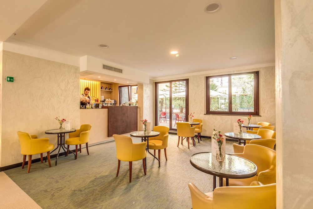 Warmthotel — Restaurant & bars in Rome, Lazio