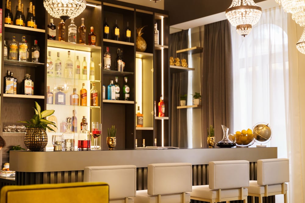 The Cross Hotel — Restaurant & bars in Rome, Lazio