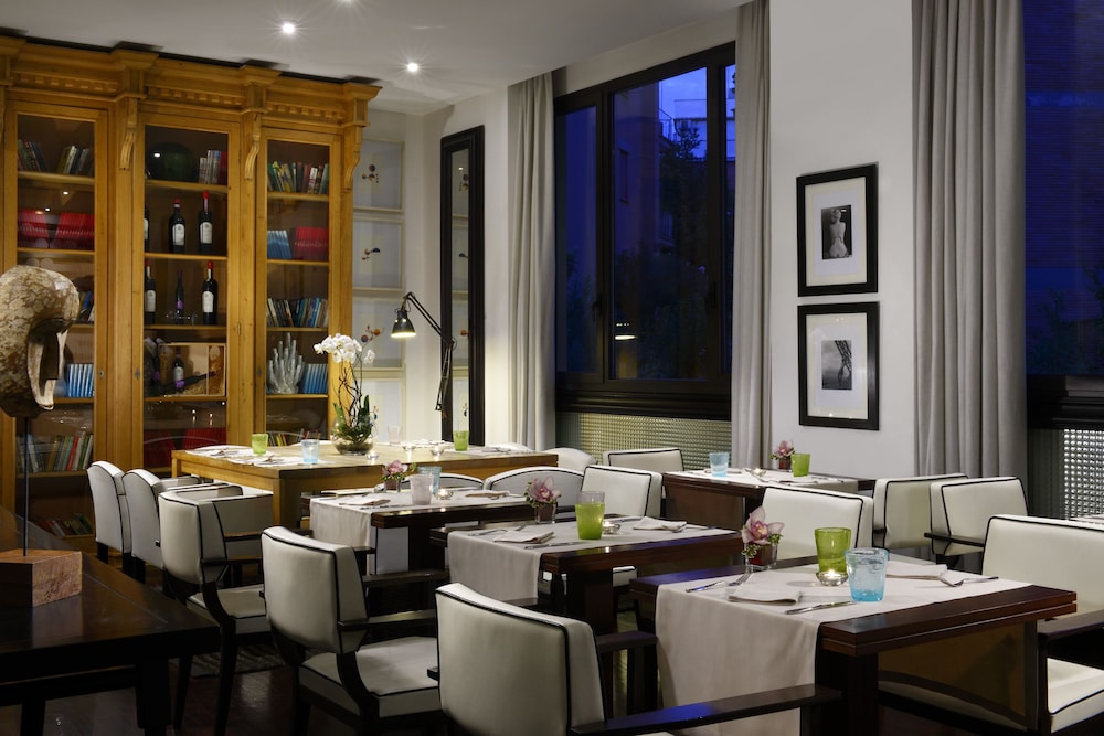 Hotel Pulitzer Roma — Restaurant & bars in Rome, Lazio
