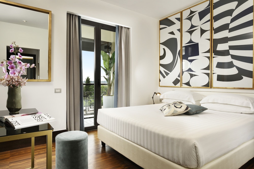 Hotel Pulitzer Roma — Hotel rooms in Rome, Lazio