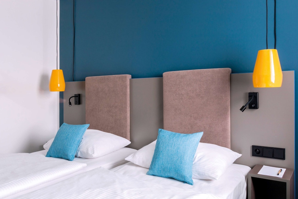 Vienna House Easy by Wyndham Cracow — Hotel rooms in Krakow, Lesser Poland