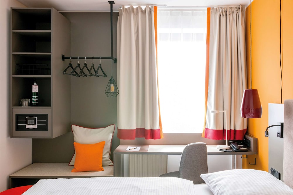 Vienna House Easy by Wyndham Cracow — Hotel rooms in Krakow, Lesser Poland