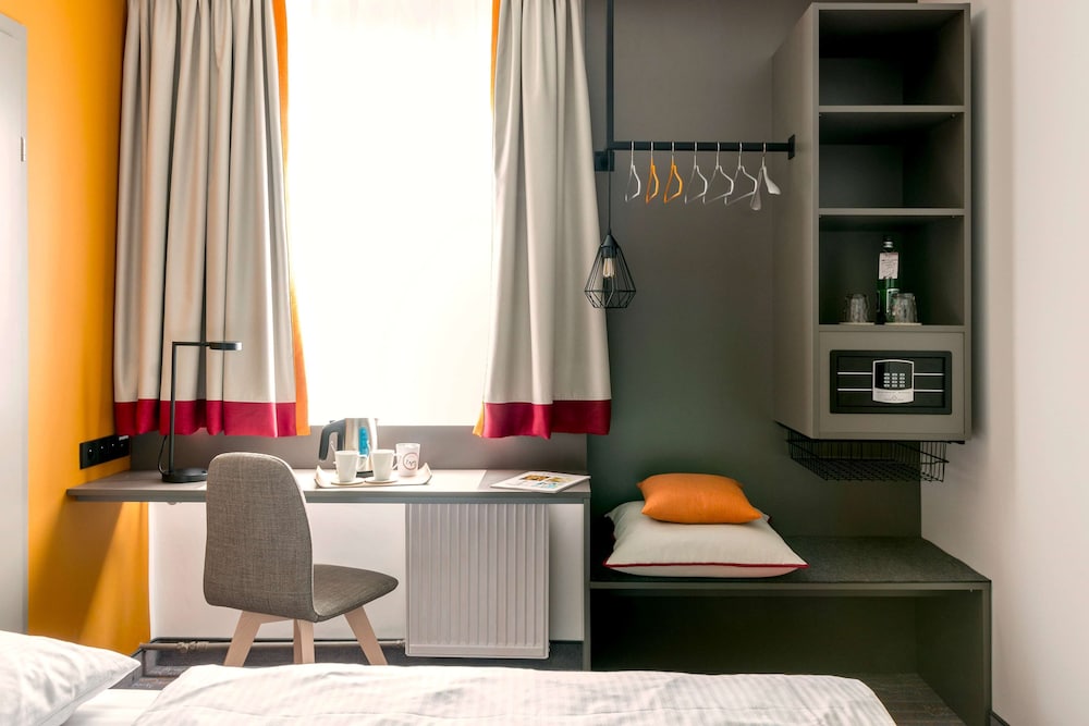 Vienna House Easy by Wyndham Cracow — Hotel rooms in Krakow, Lesser Poland