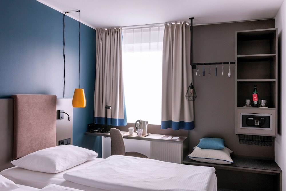 Vienna House Easy by Wyndham Cracow — Hotel rooms in Krakow, Lesser Poland