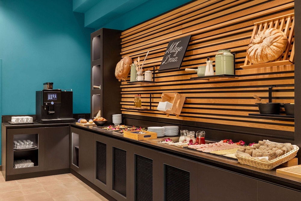 Vienna House Easy by Wyndham Cracow — Restaurant & bars in Krakow, Lesser Poland