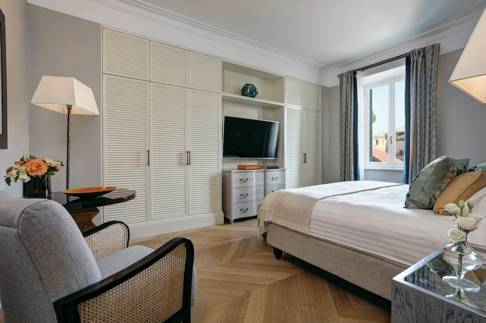 Rocco Forte Hotel De Russie — Hotel rooms in Rome, Lazio