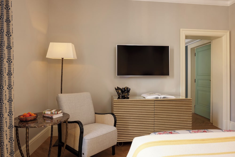 Rocco Forte Hotel De Russie — Hotel rooms in Rome, Lazio