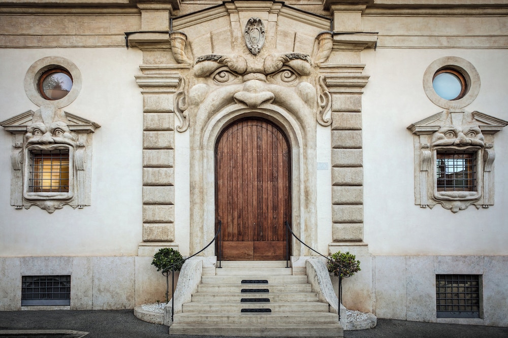 Rocco Forte Hotel De Russie — Hotel building in Rome, Lazio