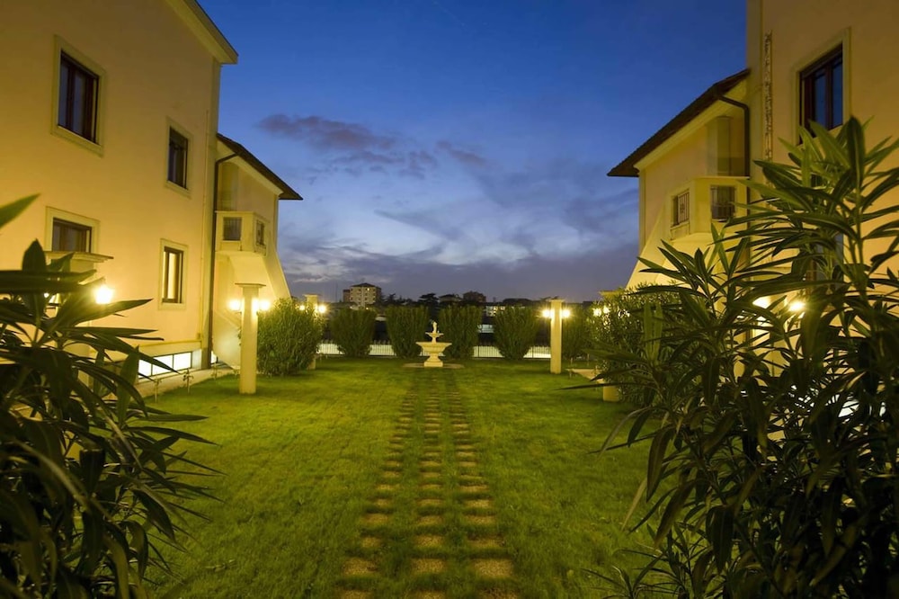 Hotel Alba Roma — Hotel building in Rome, Lazio