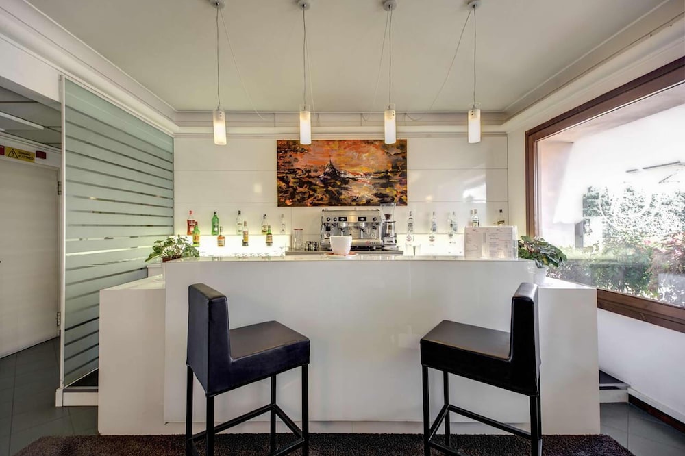 Hotel Alba Roma — Restaurant & bars in Rome, Lazio
