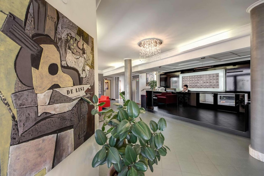 Hotel Alba Roma — Hotel building in Rome, Lazio