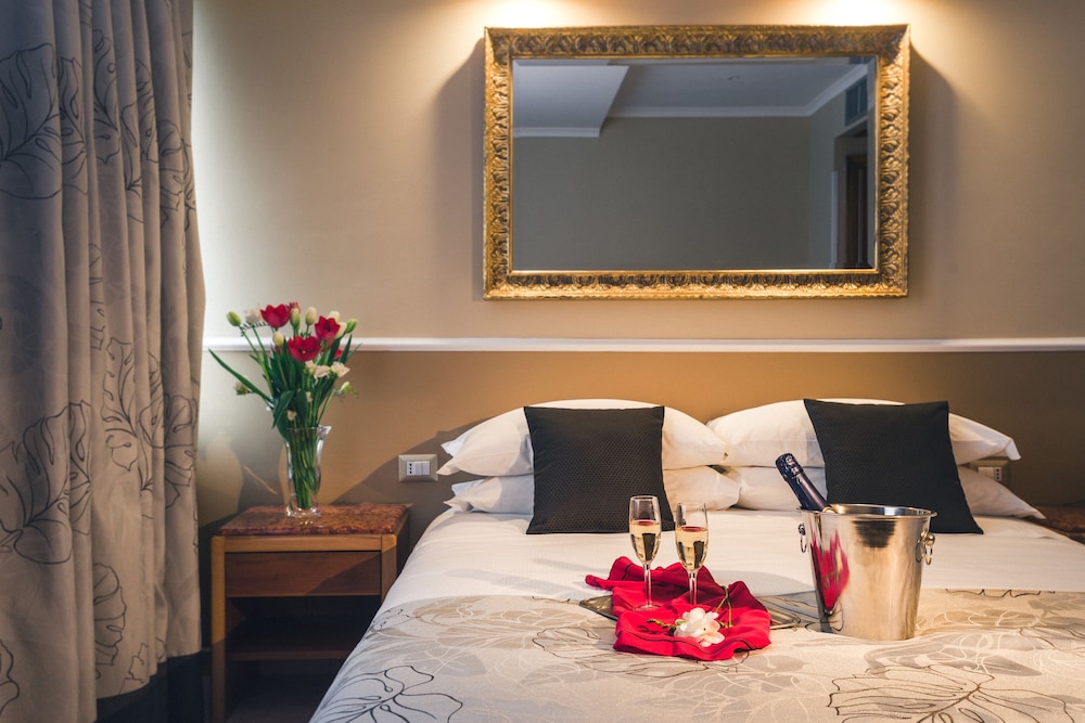 Raeli Hotel Archimede — Hotel rooms in Rome, Lazio
