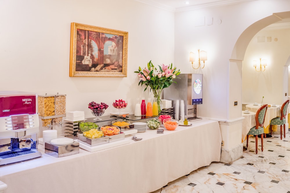 Raeli Hotel Archimede — Restaurant & bars in Rome, Lazio
