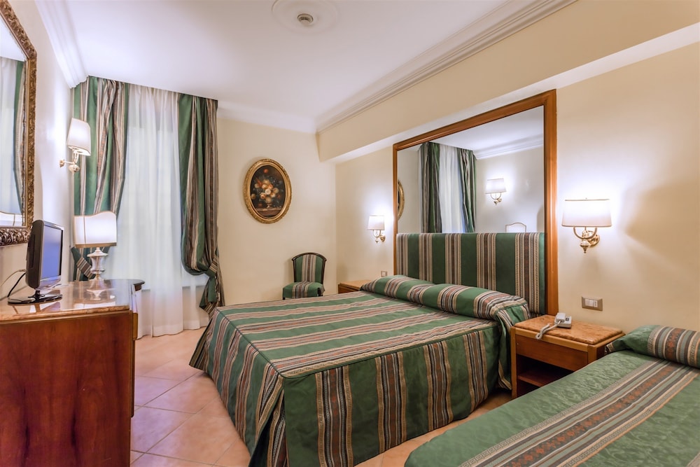 Raeli Hotel Archimede — Hotel rooms in Rome, Lazio